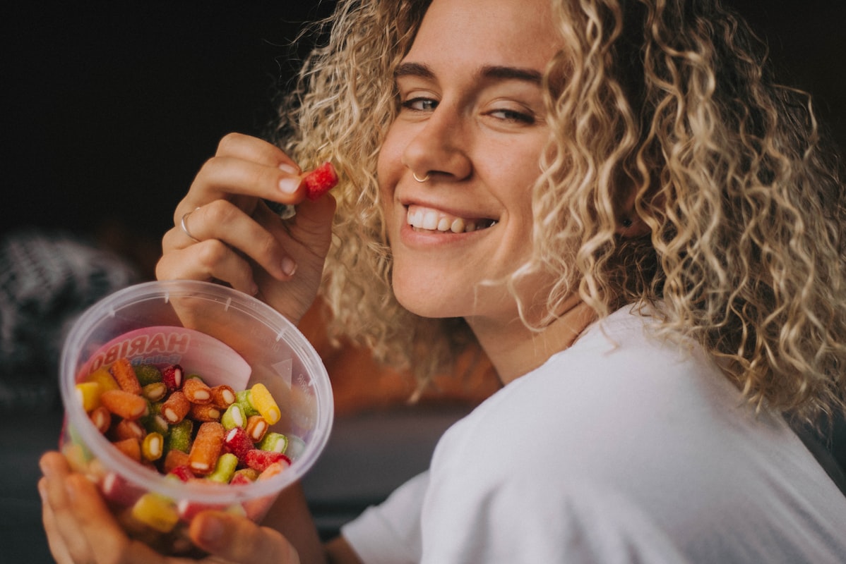 Colorful bowl with balanced vegetables and proteins